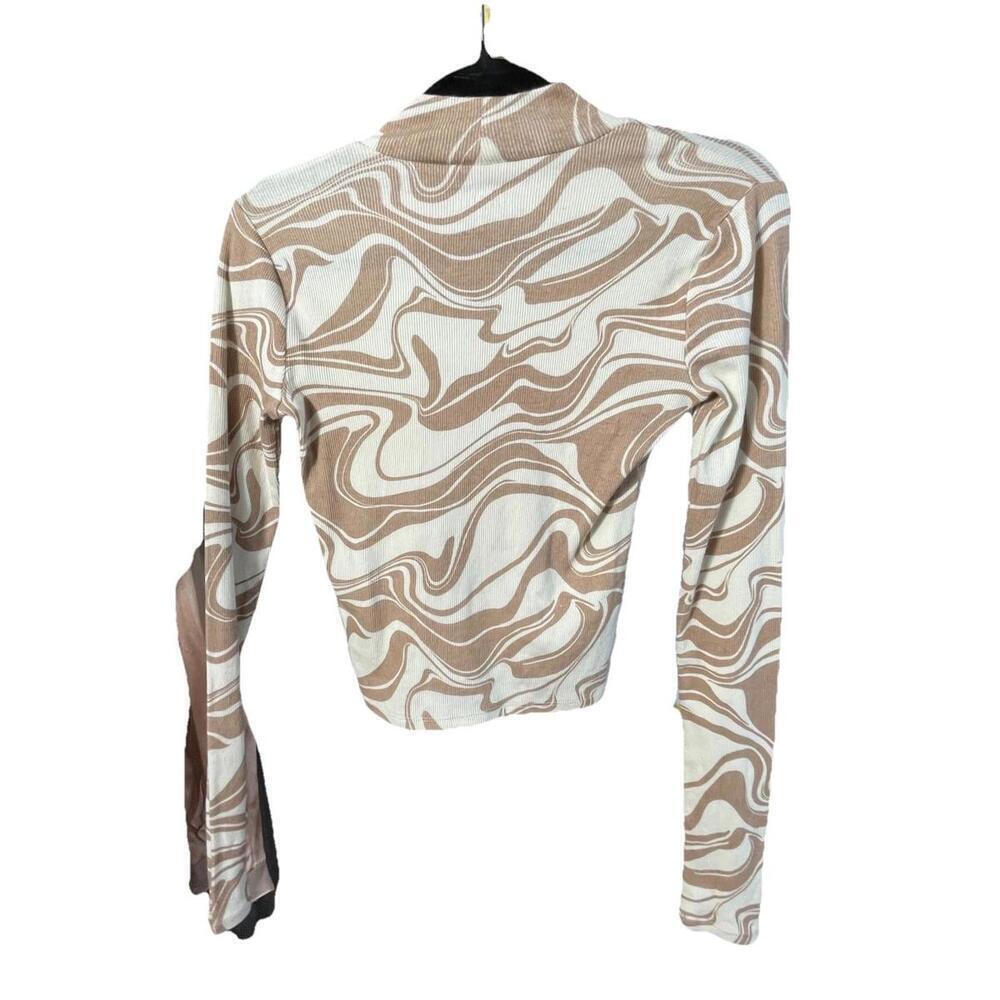 Hollister Women’s Cream & Brown Swirl Mock Neck Cropped Long Sleeve Top Size S